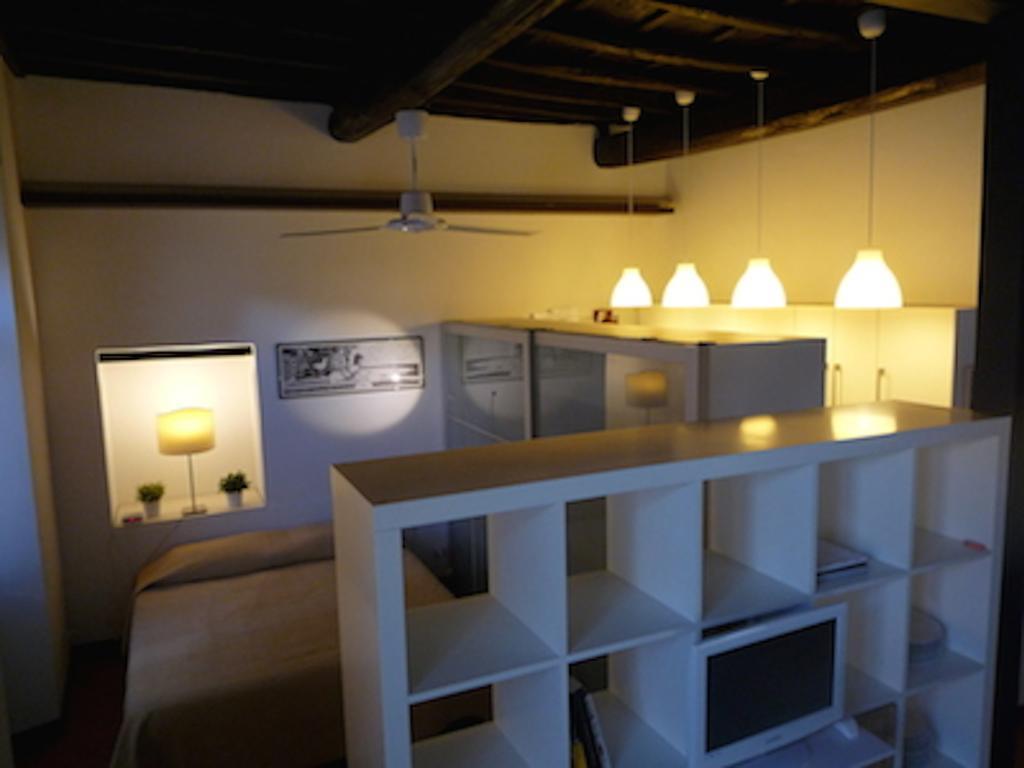 Cosy Trastevere Διαμέρισμα Ρώμη Δωμάτιο φωτογραφία